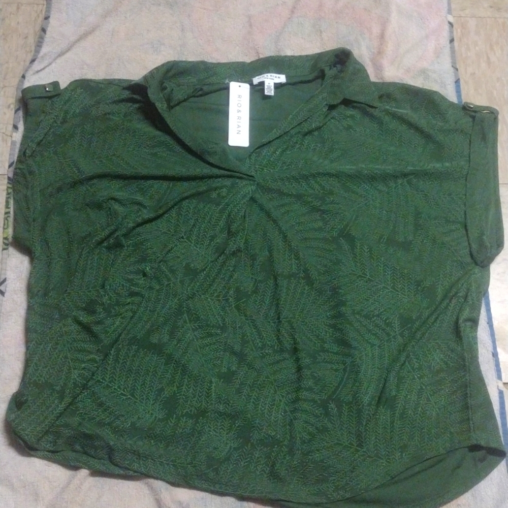 Brand new Rio and Rian dress shirt